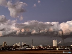 トワイライトタイムに妙な雲