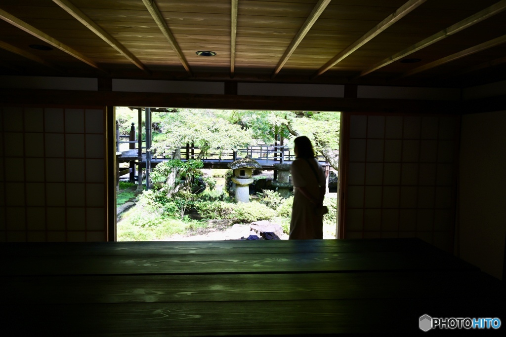 庭園を眺められる広間