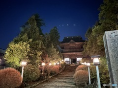 夜の寺院
