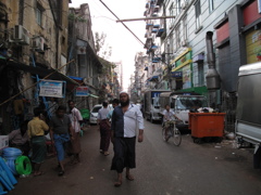 下町闊歩　ヤンゴン