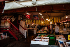 魚の市場通り