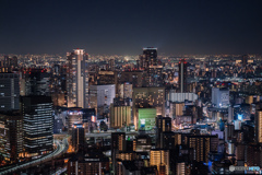 梅田スカイビル展望台から眺める大阪の夜景