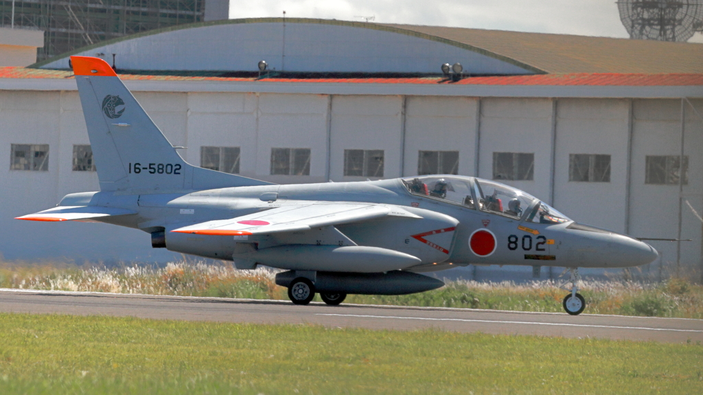 千歳T-4　入間基地