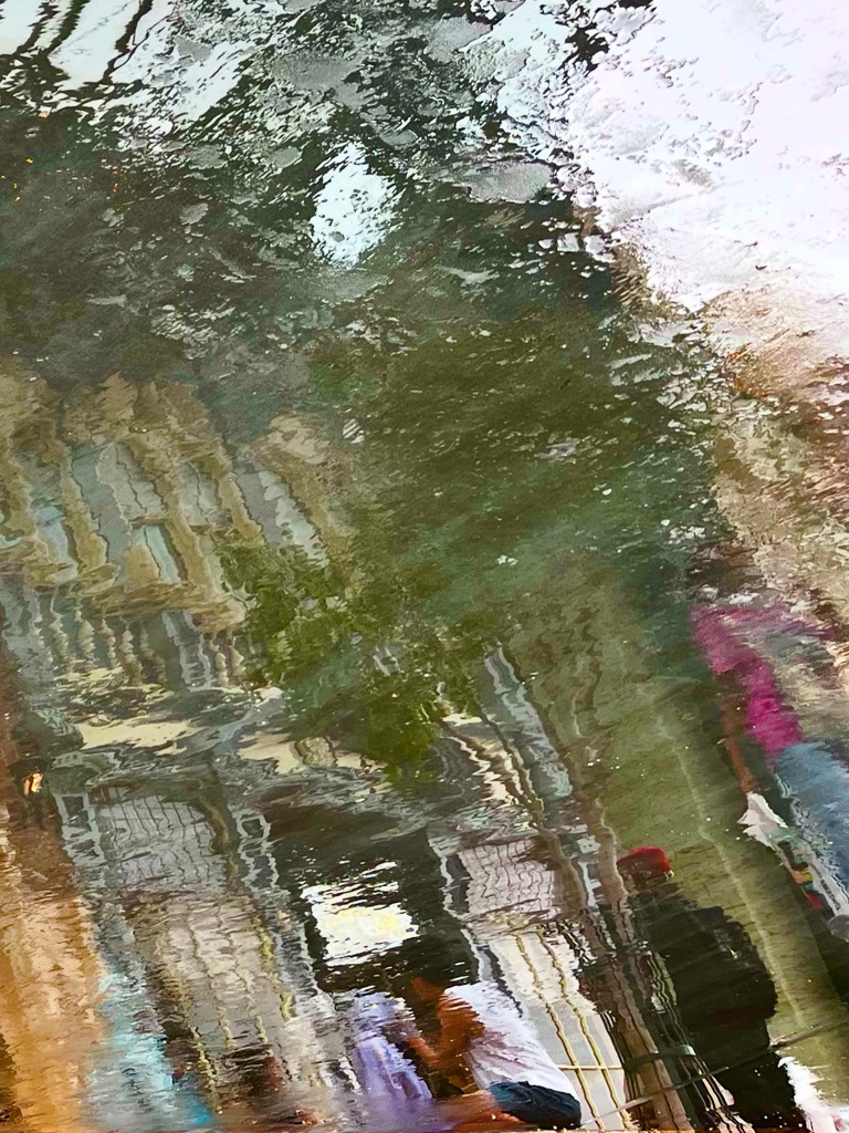水面画伯