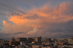 夕焼けと雨雲と夏雲と