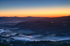 えびの盆地の夜明け