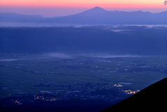 杵島岳/涌蓋山と阿蘇谷の朝霧