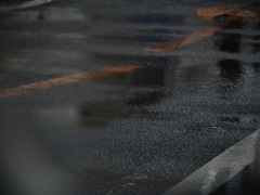 雨の日の左折禁止。