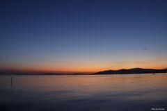 orange in blue moment