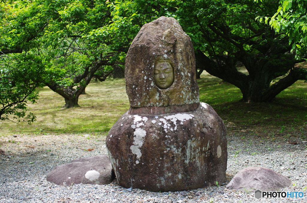  龍珠山瑞雲寺 石仏