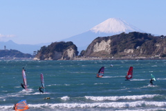 湘南のサーファー