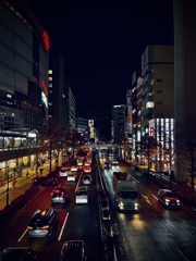雨の街