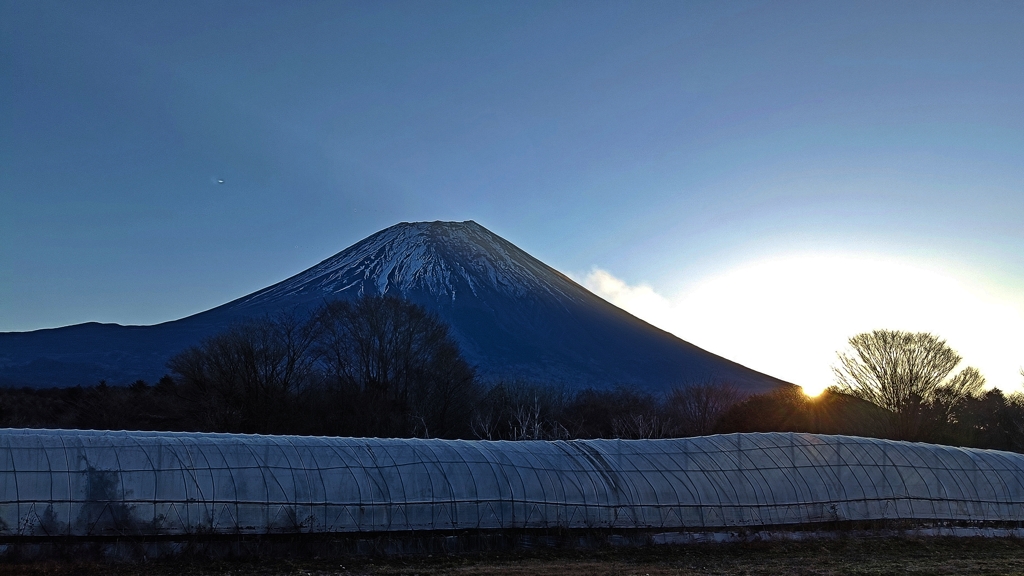 初日の出（2025）