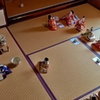 人形たちの茶会・上から