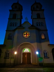 間幕。新潟カトリック教会