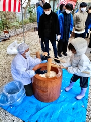 日本の文化。ぺったん。ペッタン。