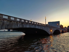 万代橋