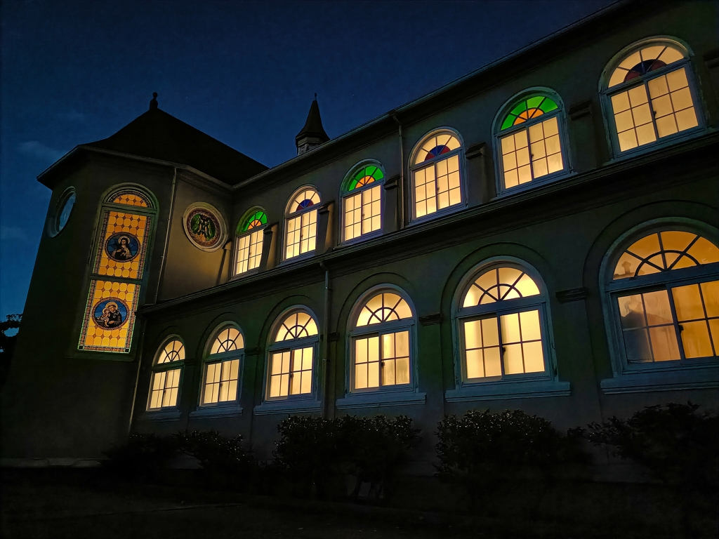 新潟カトリック教会。ひかり