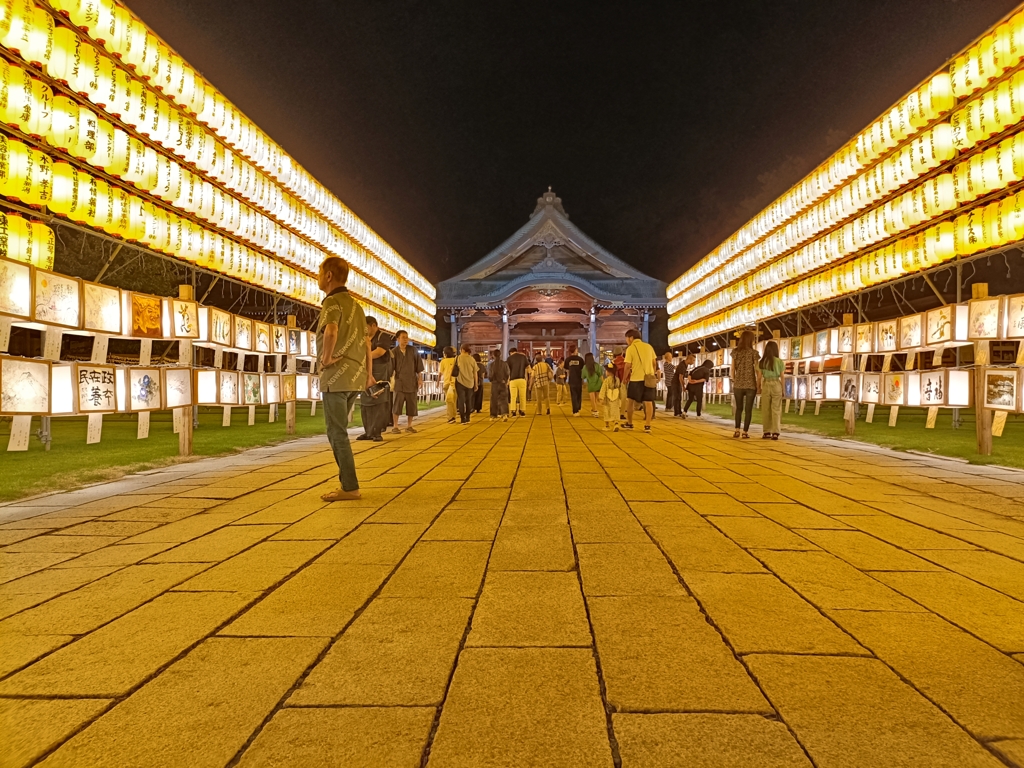 みたま祭・光の回廊