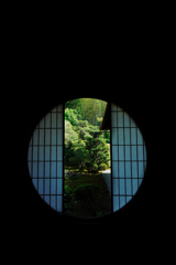 芬陀院の円窓