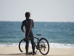 九十九里浜にてサーファー