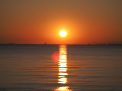稲毛の浜にて落日