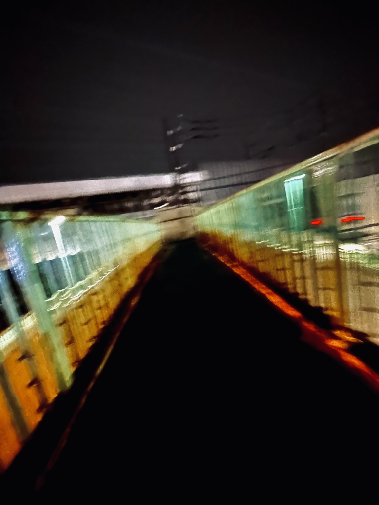 錆びれた陸橋