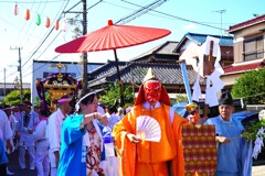 神社の守り神、夏祭り