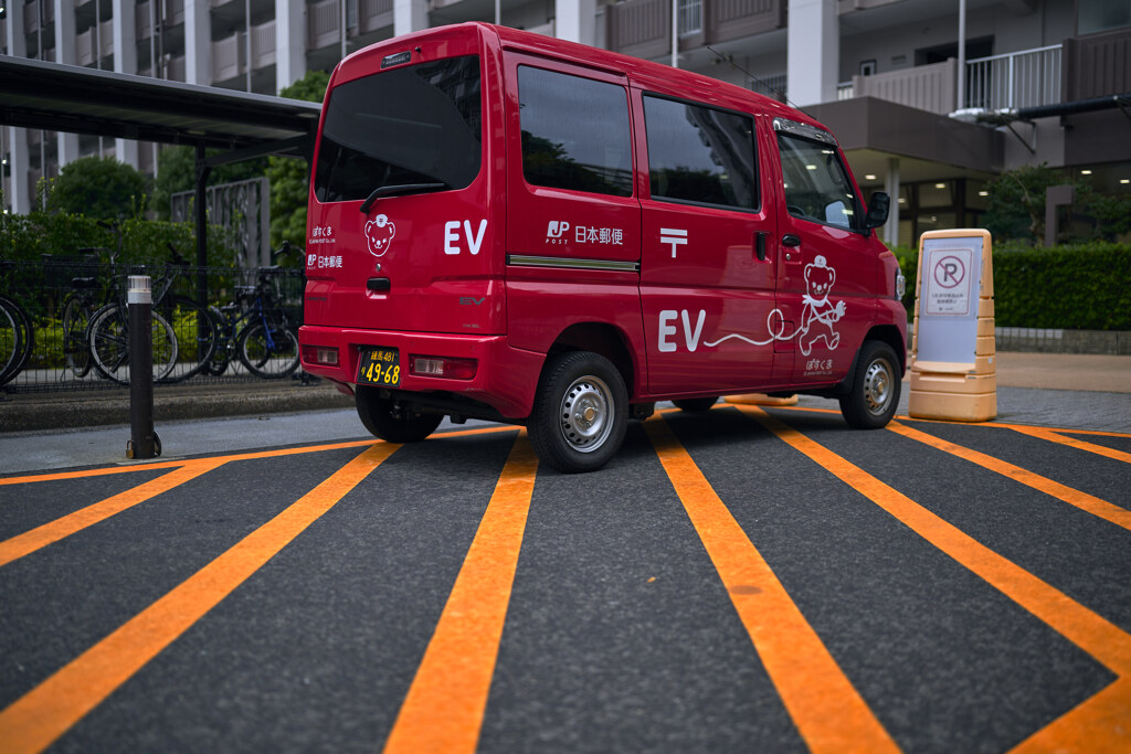 EV
