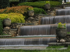 東山動植物園にある人口の滝