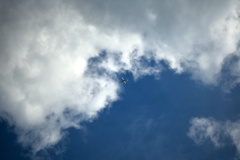 雲中飛行