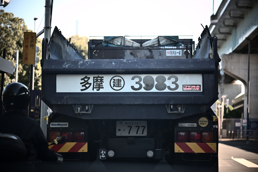 停車中の車窓から01