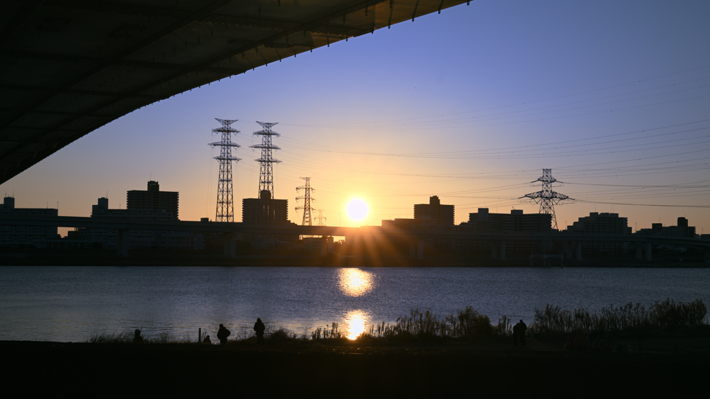 荒川土手の初日の出2025