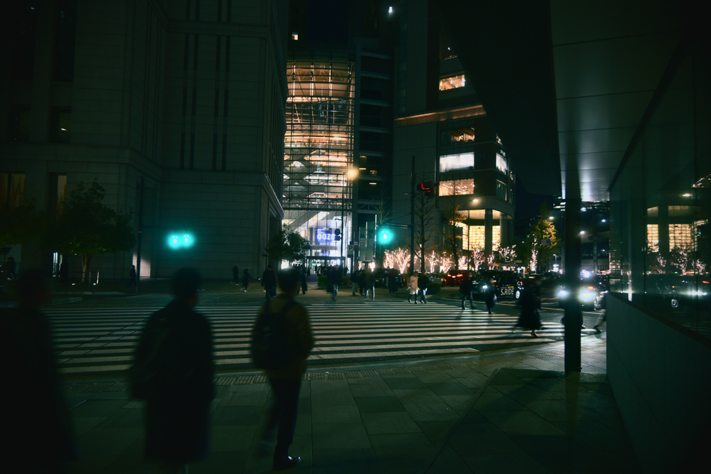 夜の東京散策 丸の内100