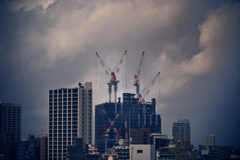 建設途中