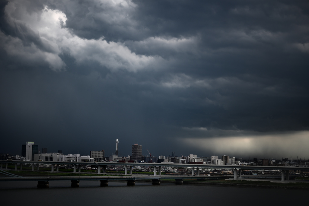 雨の境界線