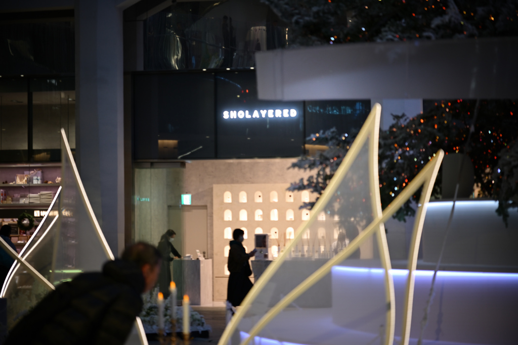 KITTE ブリーズツリーに集う人々03