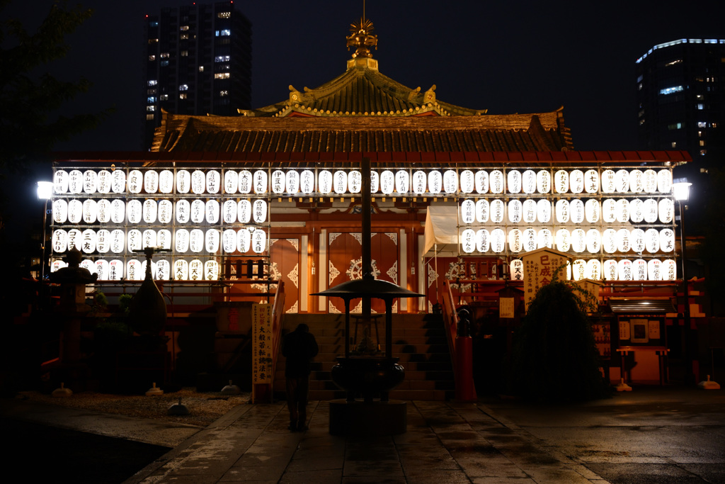 夜の不忍池弁天堂01