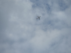 雲を抜けて