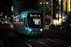 夜広島
