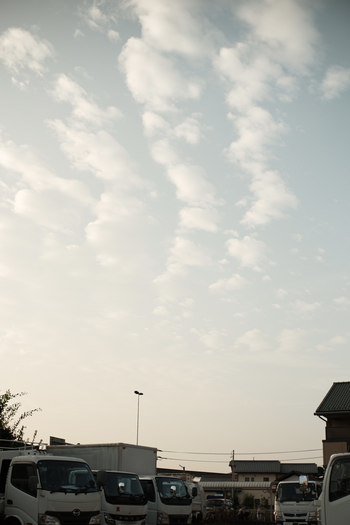 朝の空