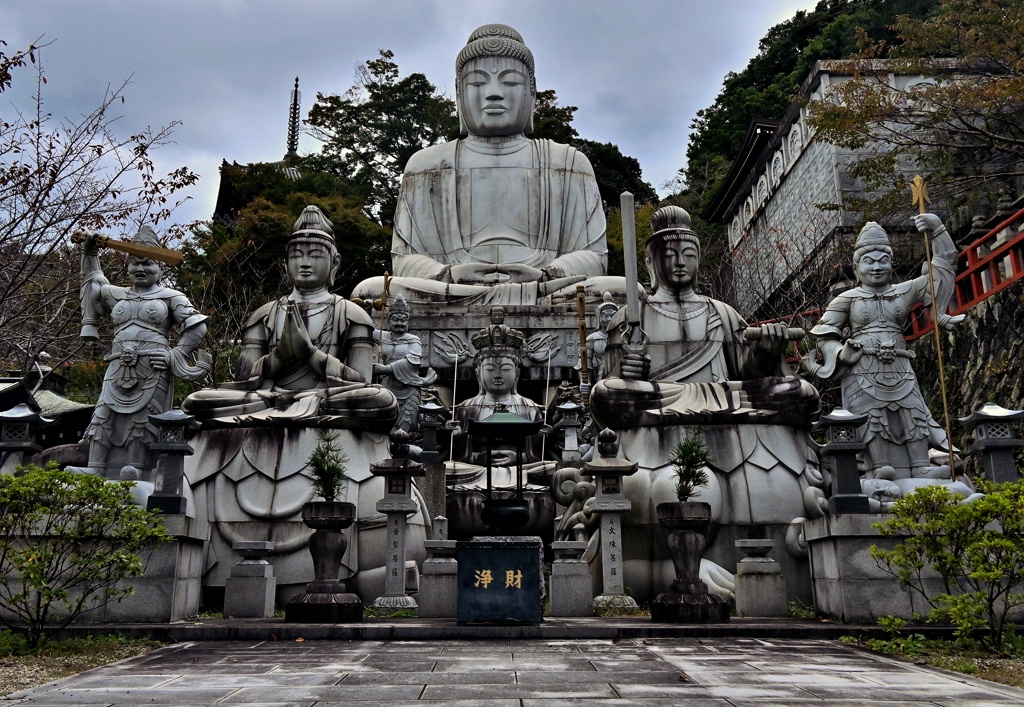 壷阪寺の石仏