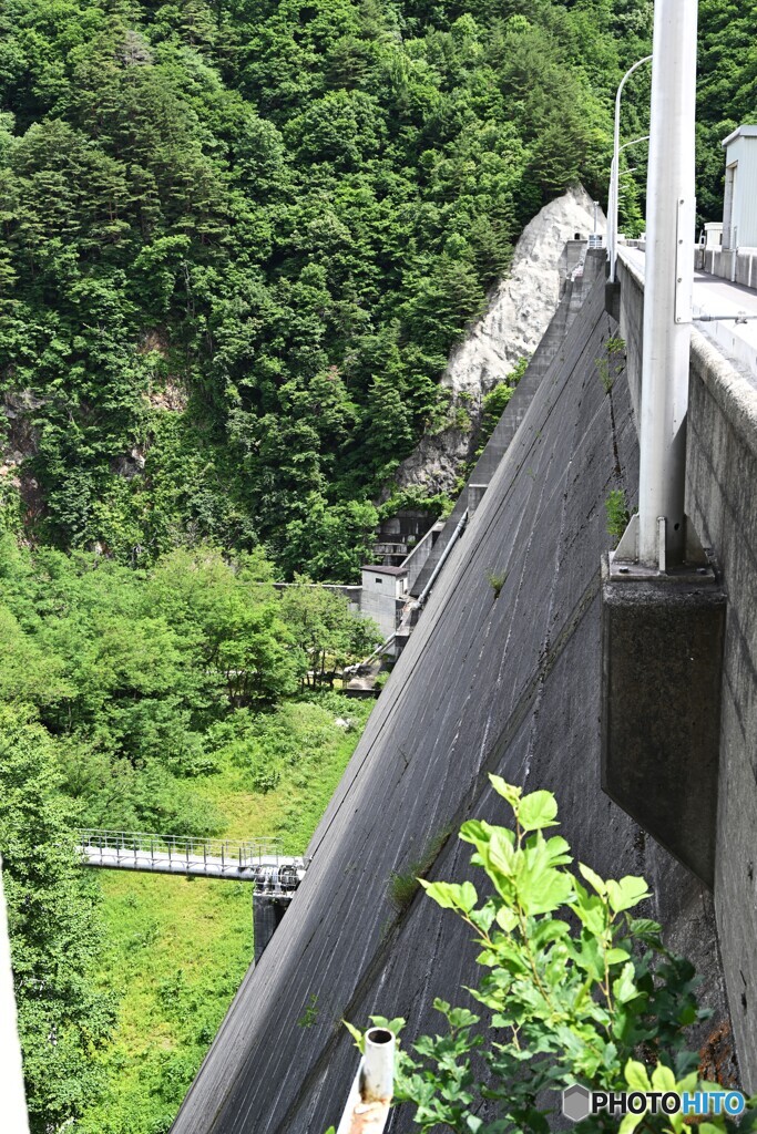 鎮座