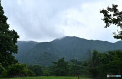 雨雲抜けて