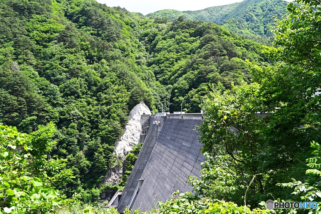 耐えて