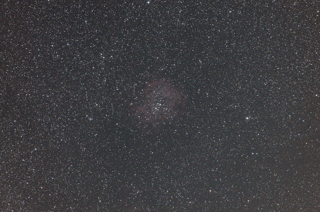 光害地で撮影したNGC2237ばら星雲