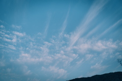 早朝の空