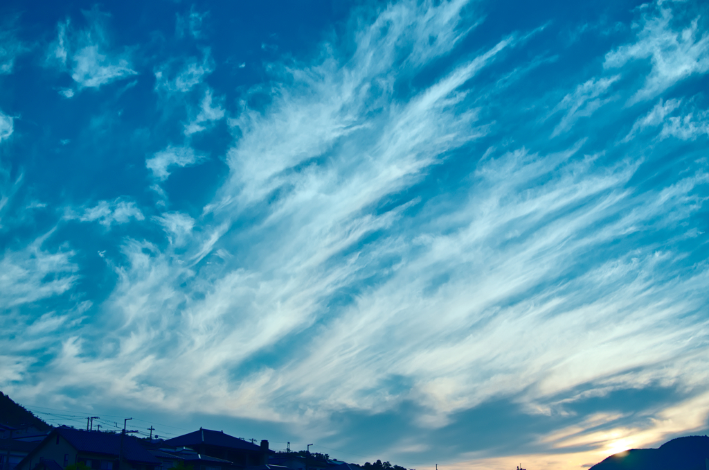 早朝の空