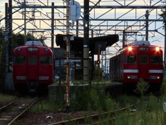 並び