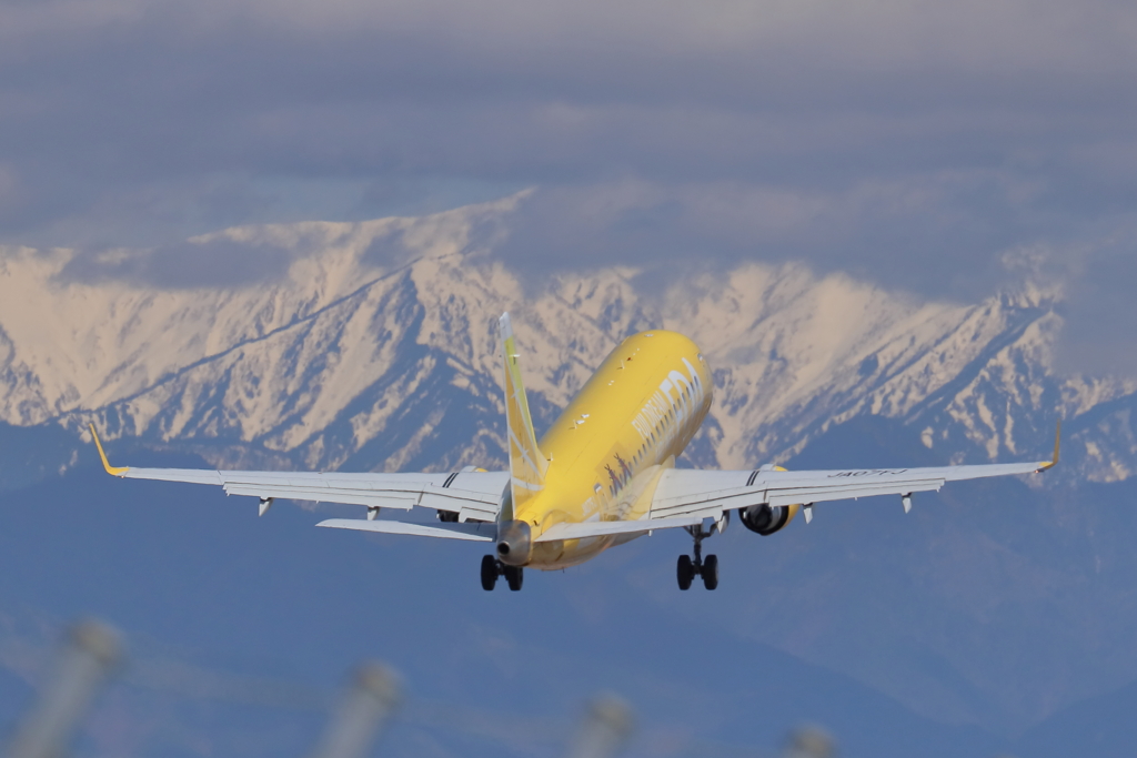 飛行l機